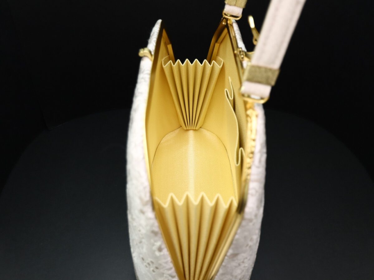 正絹和装バッグ草履セット2025｜結婚披露宴、留袖などお勧め｜服部織物こはく錦狩猟文様