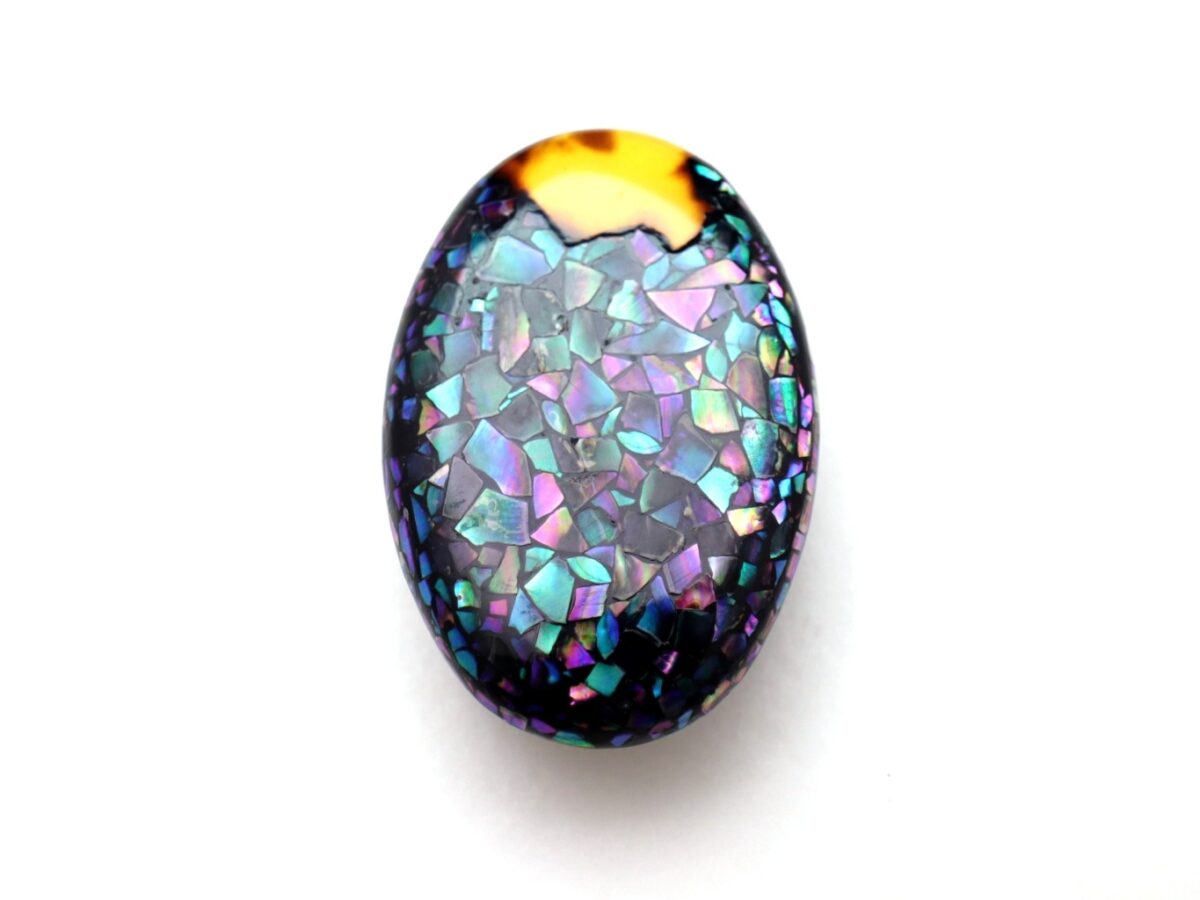 べっ甲螺鈿尽くし帯留2025｜ステンドグラスのような美しい輝き