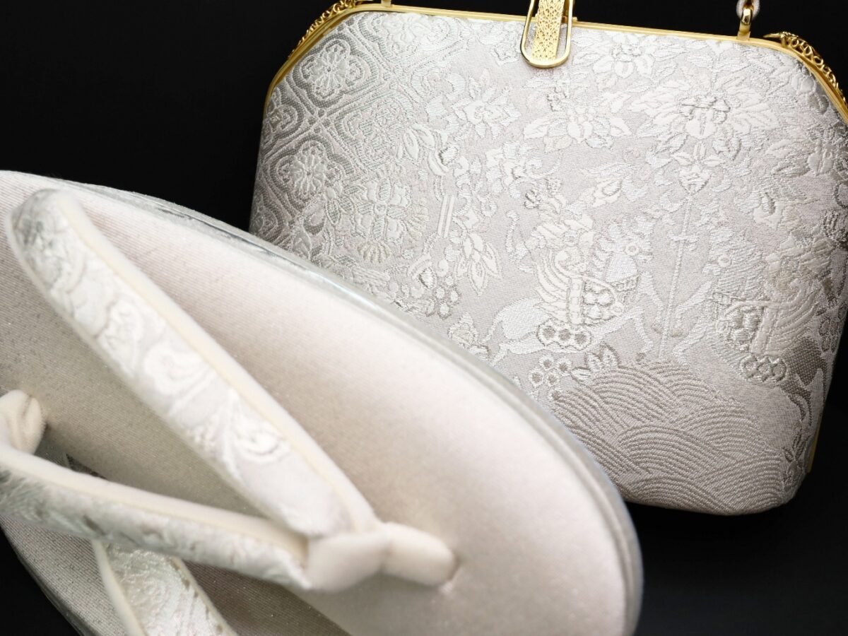 正絹和装バッグ草履セット2025|結婚披露宴、留袖などお勧め|服部織物こはく錦狩猟文様