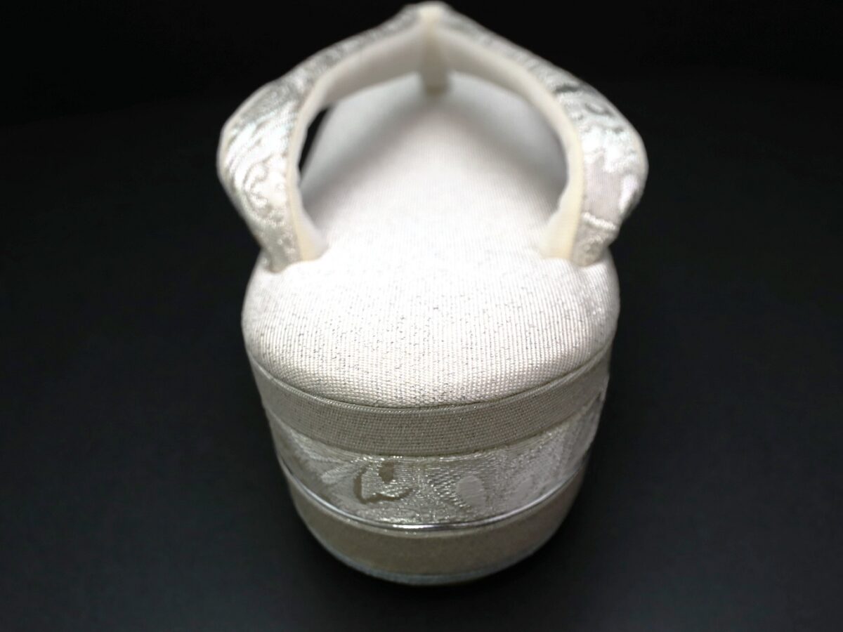 正絹和装バッグ草履セット2025｜結婚披露宴、留袖などお勧め｜服部織物こはく錦狩猟文様