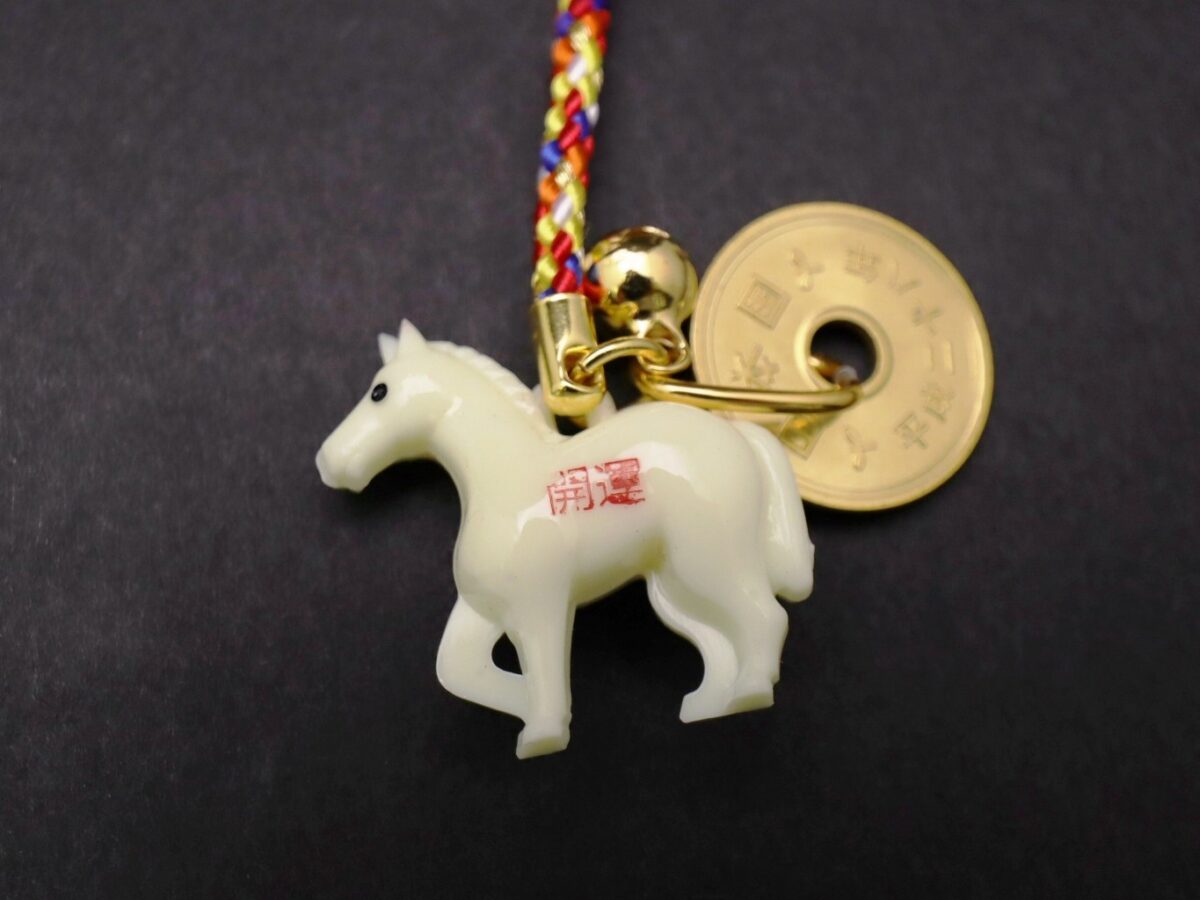 招福・開運干支根付2026・午｜お年賀、海外ギフトにもお勧め