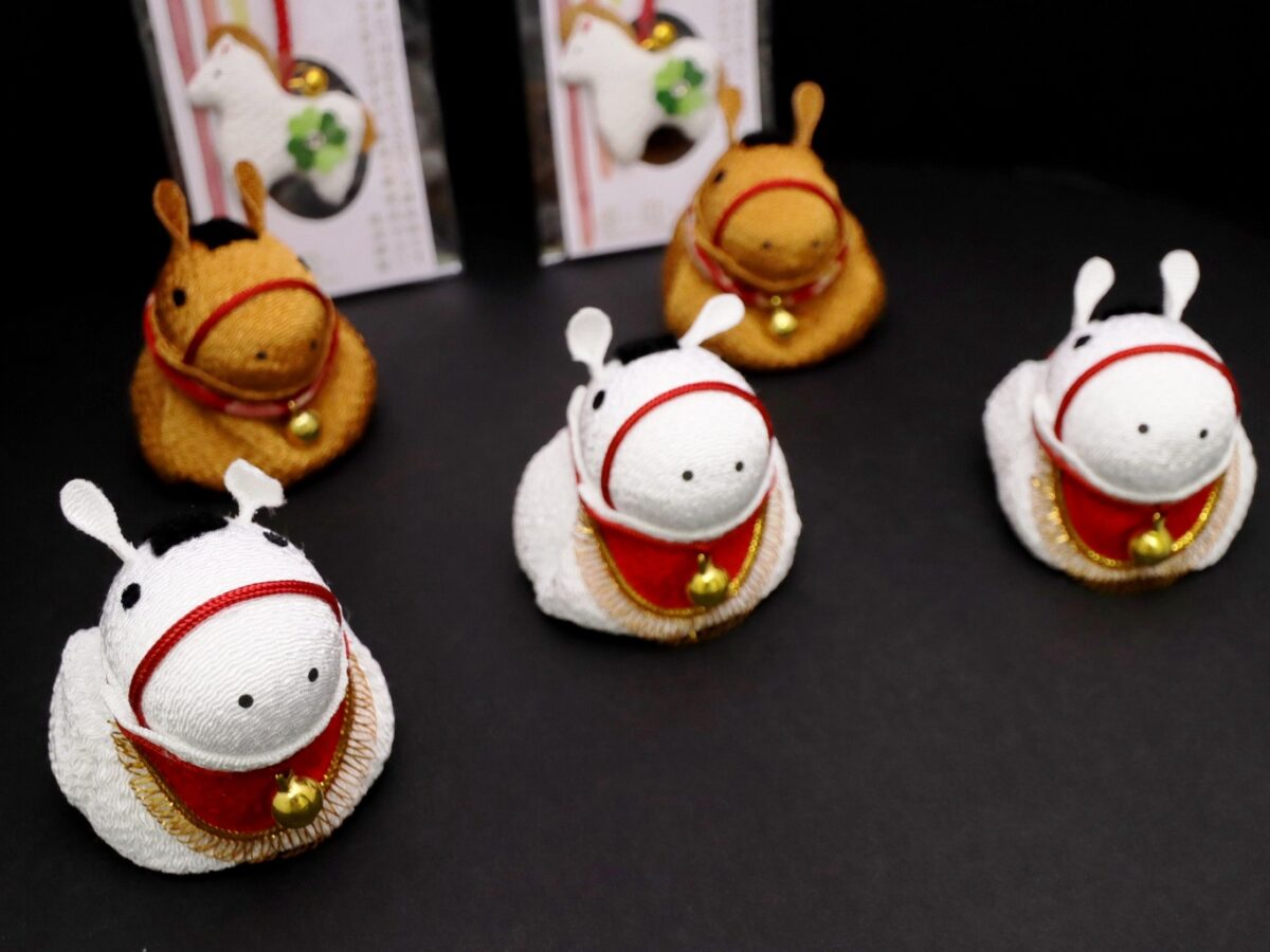 干支の和装雑貨2026・午｜お年賀・開運・金運・招福置物ほか