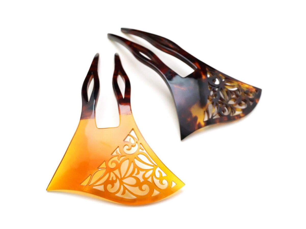 べっ甲唐草文様透かし彫りかんざし2026・２種｜子孫繁栄、長寿