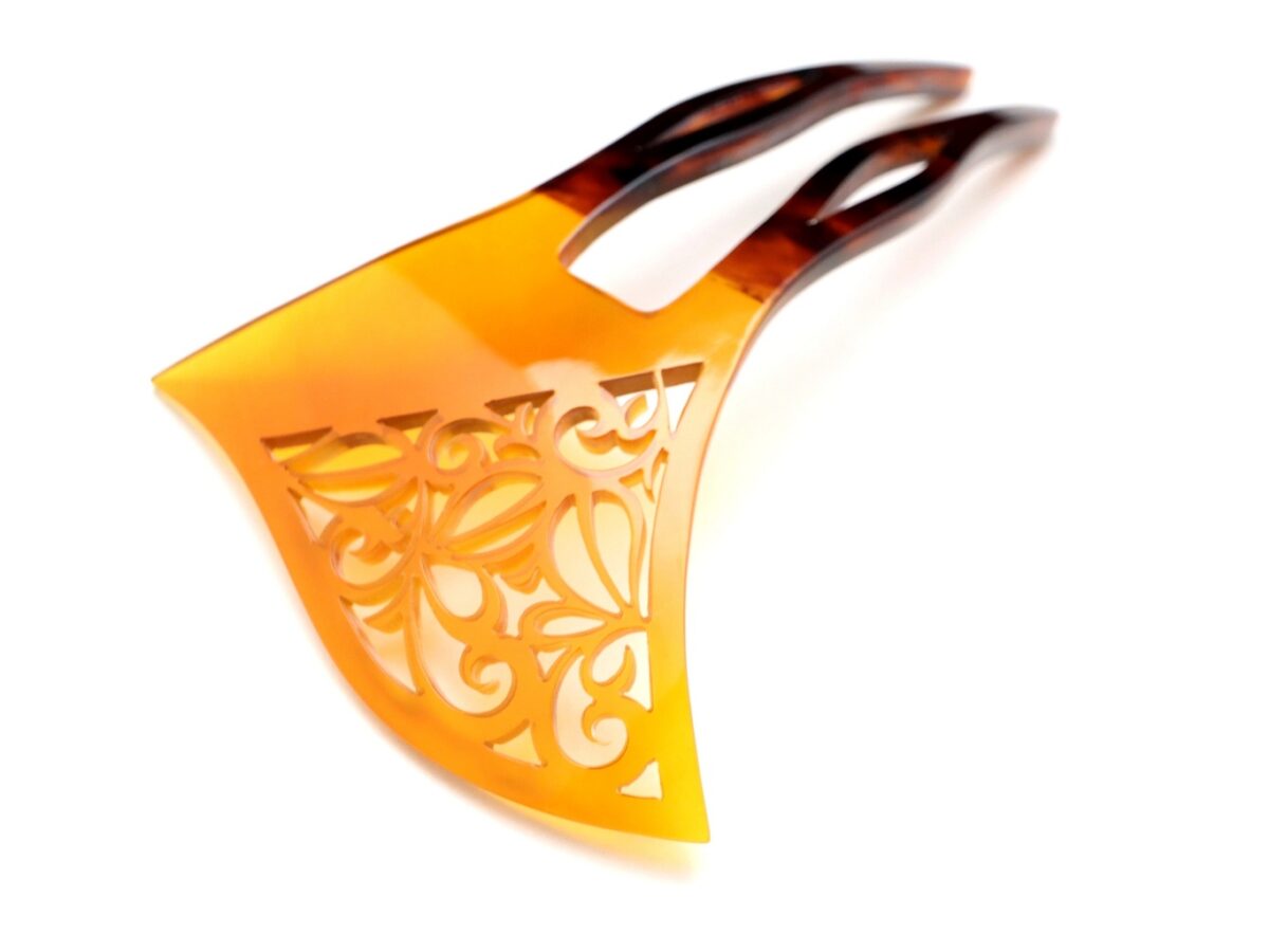 べっ甲唐草文様透かし彫りかんざし2026・２種｜子孫繁栄、長寿