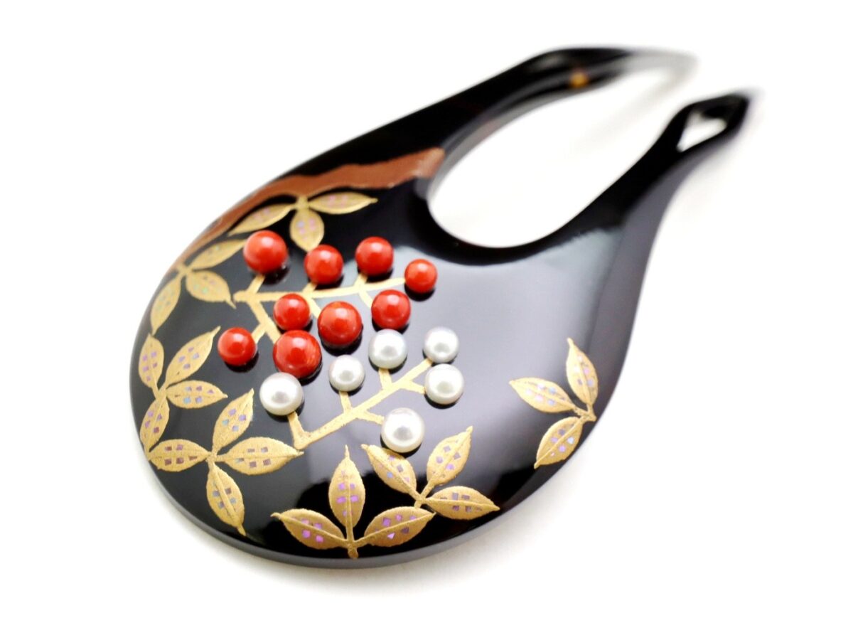 べっ甲南天螺鈿金蒔絵かんざし｜結婚式、留袖、訪問着にお勧め