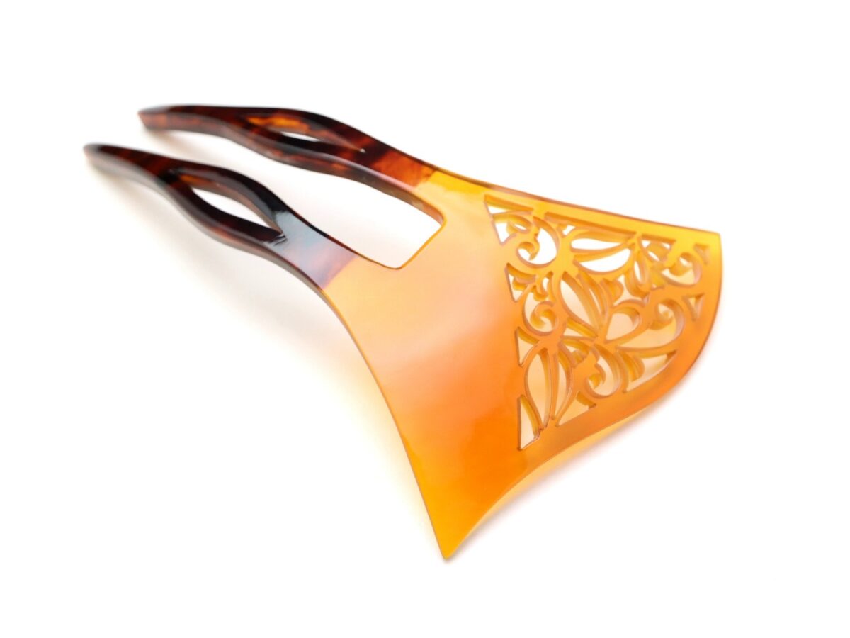 べっ甲唐草文様透かし彫りかんざし2026・２種｜子孫繁栄、長寿