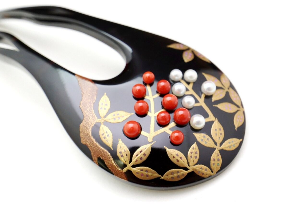 べっ甲南天螺鈿金蒔絵かんざし｜結婚式、留袖、訪問着にお勧め