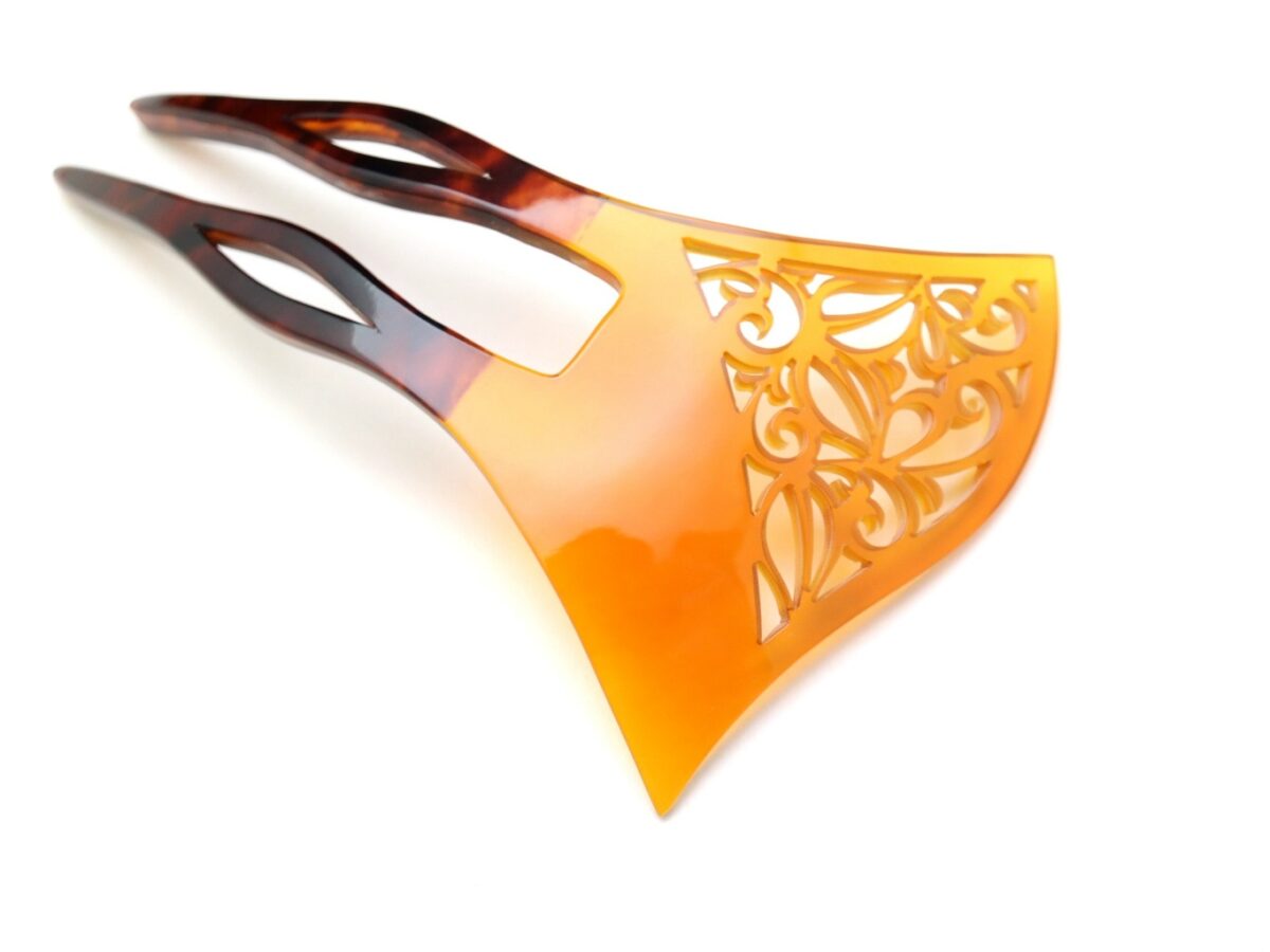 べっ甲唐草文様透かし彫りかんざし2026・２種｜子孫繁栄、長寿