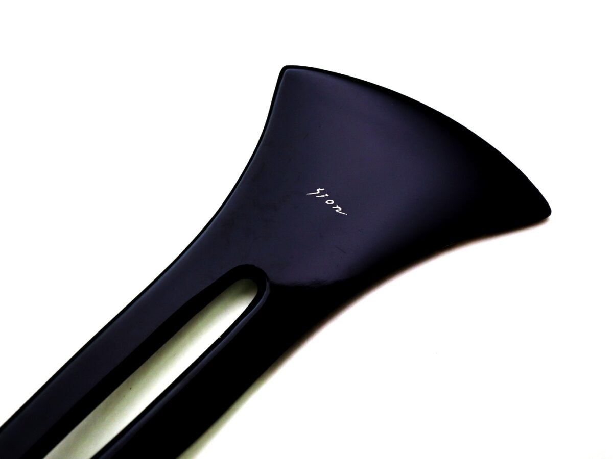 色鮮やかに素敵に咲く菊の花｜木製漆菊螺鈿金蒔絵かんざし2026