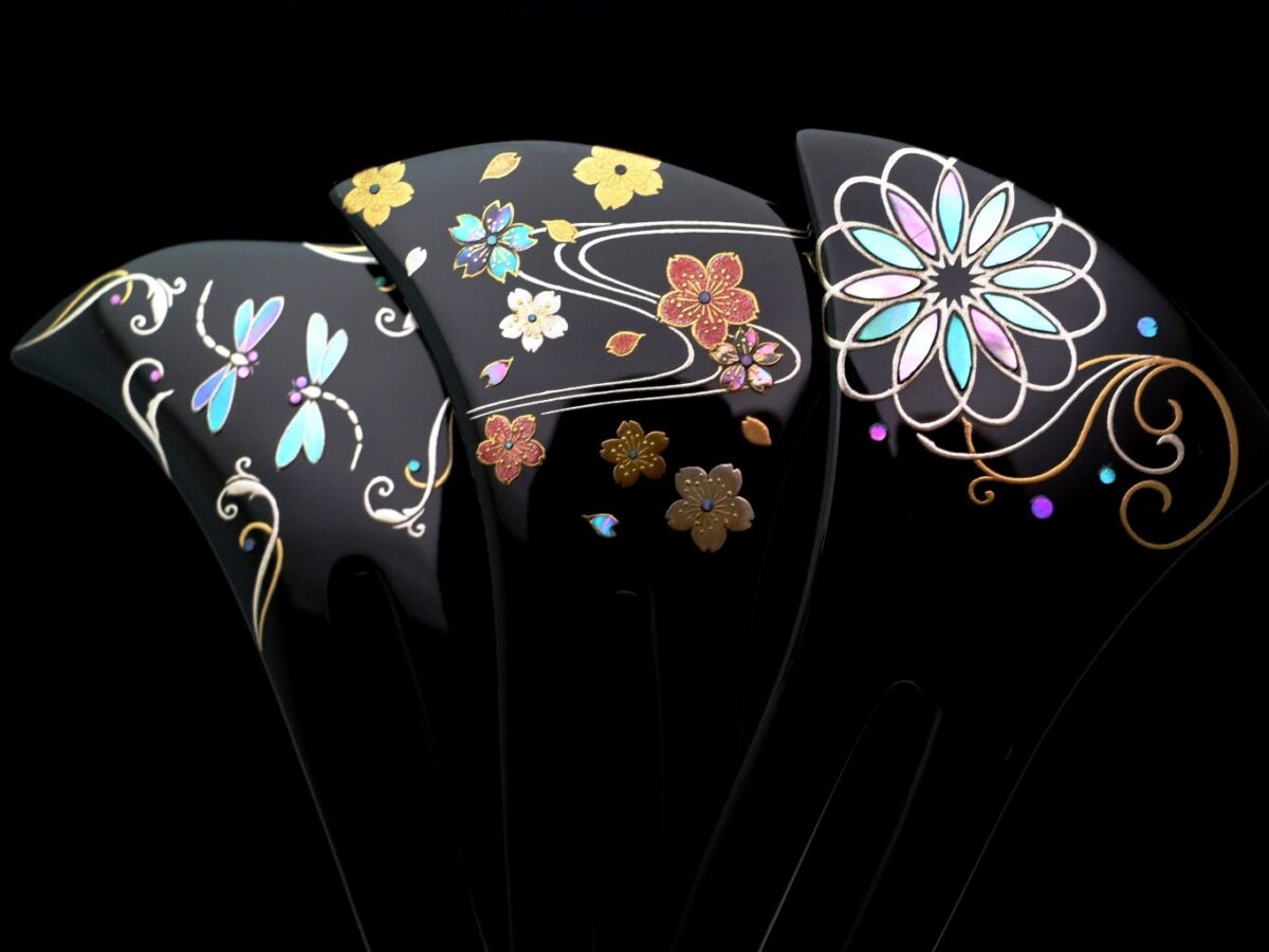 春の訪れを告げる桜の花｜木製漆桜螺鈿金蒔絵かんざし2026