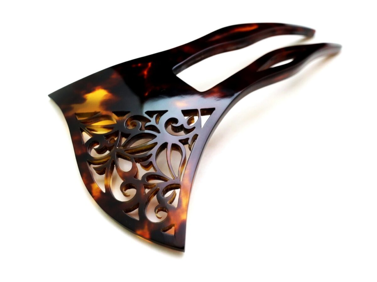べっ甲唐草文様透かし彫りかんざし2026・２種｜子孫繁栄、長寿