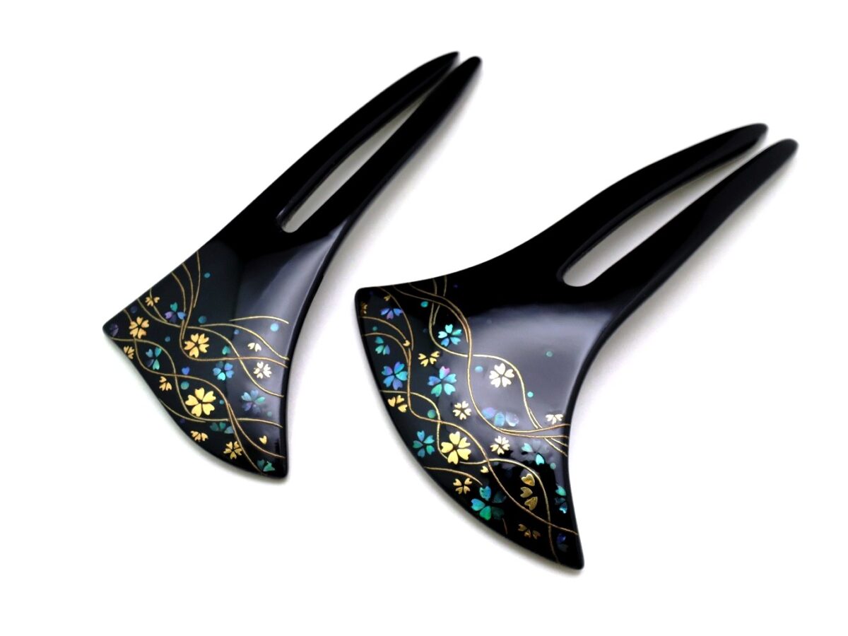 春の夜空に舞う桜のかんざし｜木製漆桜螺鈿金蒔絵かんざし2026