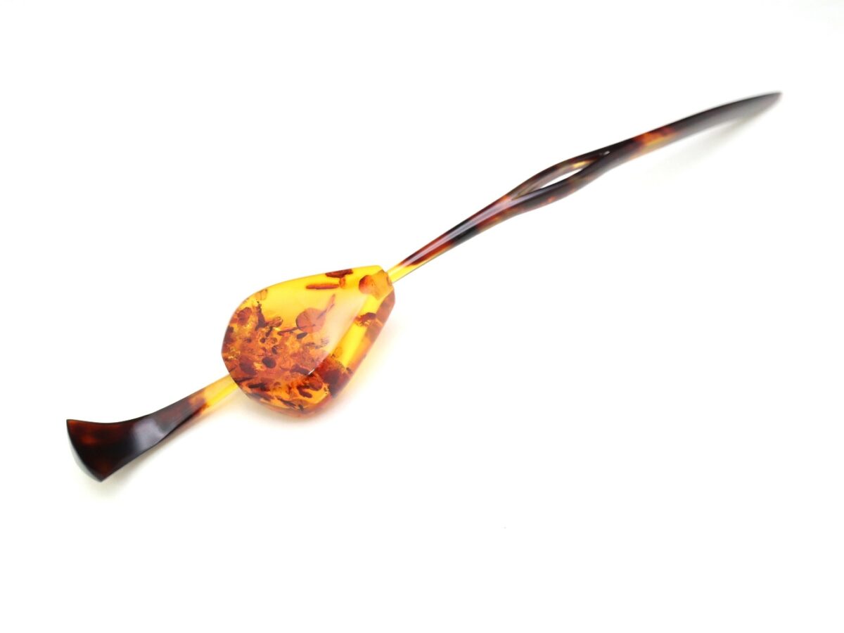 べっ甲バルティックアンバー一本挿し2026｜天然琥珀の煌めき