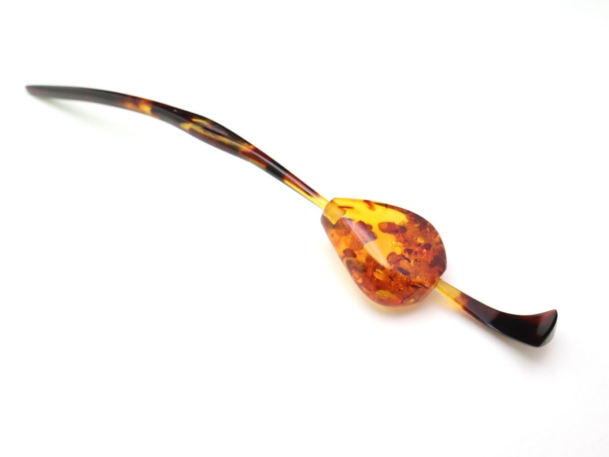 べっ甲バルティックアンバー一本挿し2026｜天然琥珀の煌めき