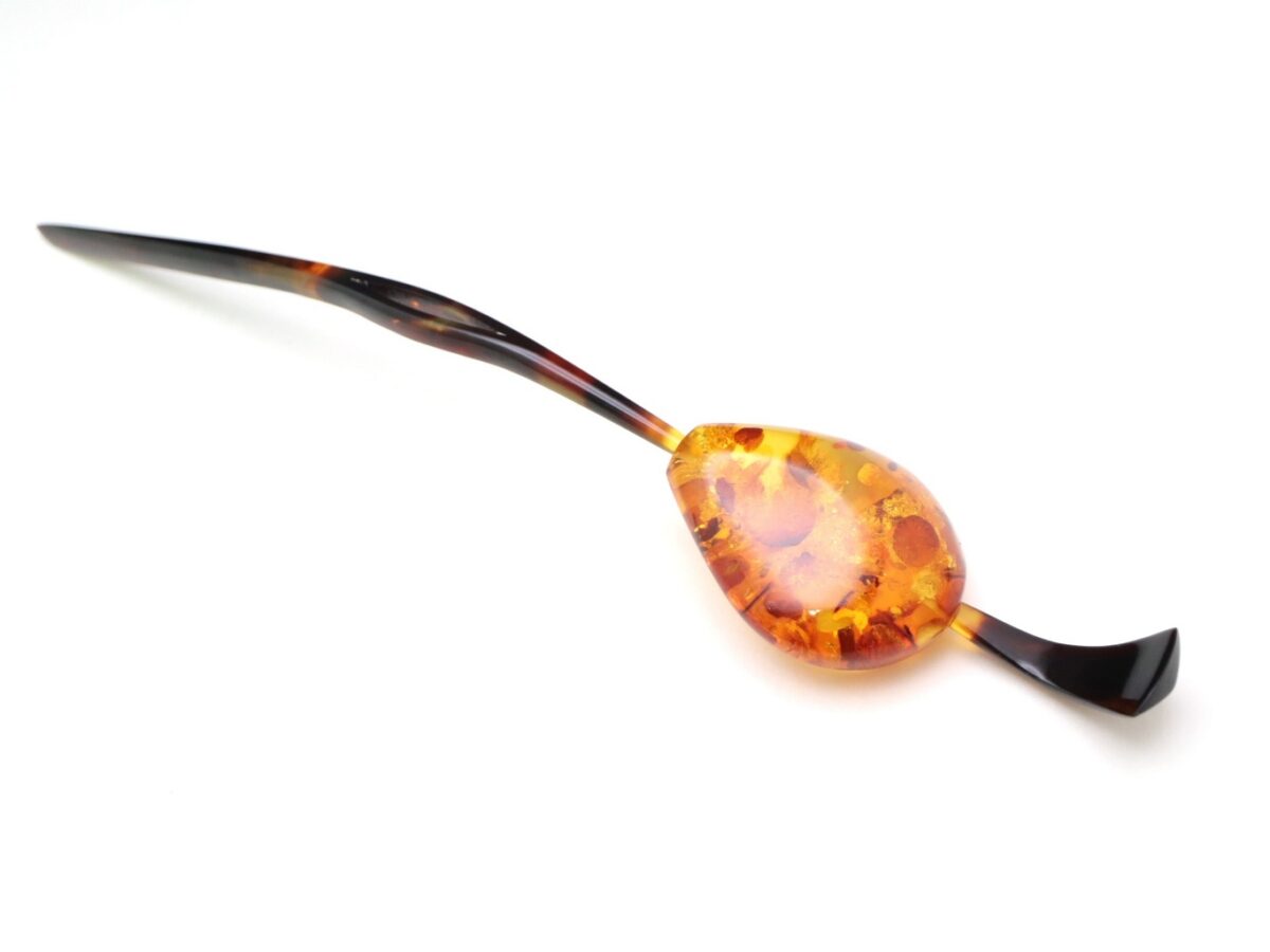 べっ甲バルティックアンバー一本挿し2026｜天然琥珀の煌めき