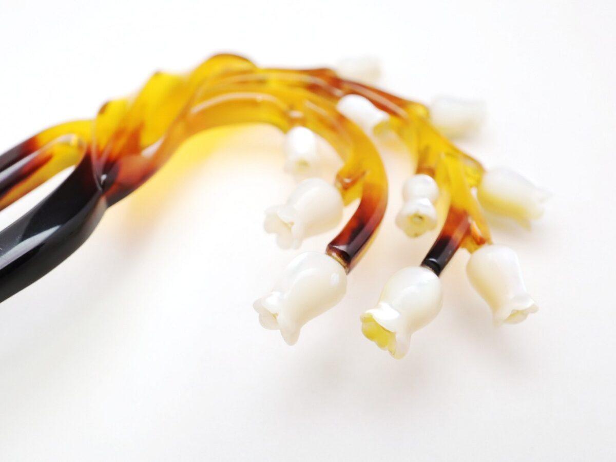 べっ甲鈴蘭（すずらん）かんざし2026｜可憐なマザーオブパール