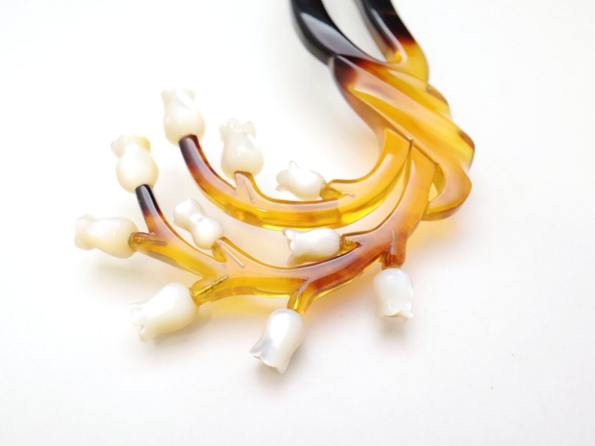 べっ甲鈴蘭（すずらん）かんざし2026｜可憐なマザーオブパール