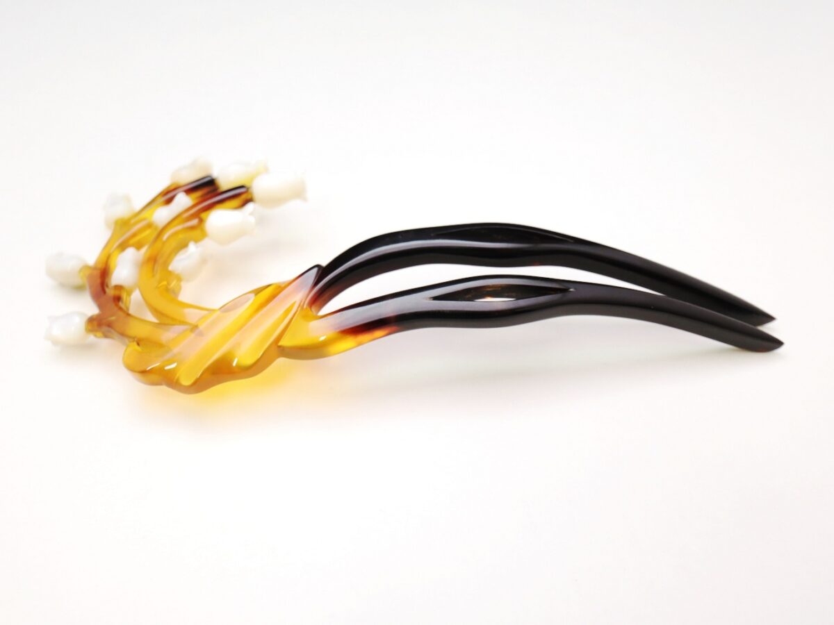 べっ甲鈴蘭（すずらん）かんざし2026｜可憐なマザーオブパール