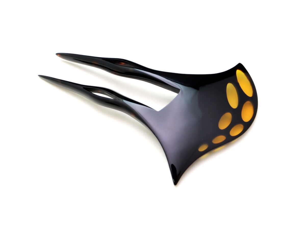 匠の技が光る、玄人好みのべっ甲芋接ぎかんざし2026・２種