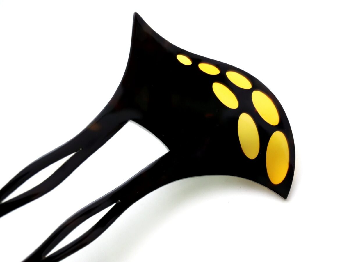 匠の技が光る、玄人好みのべっ甲芋接ぎかんざし2026・2種