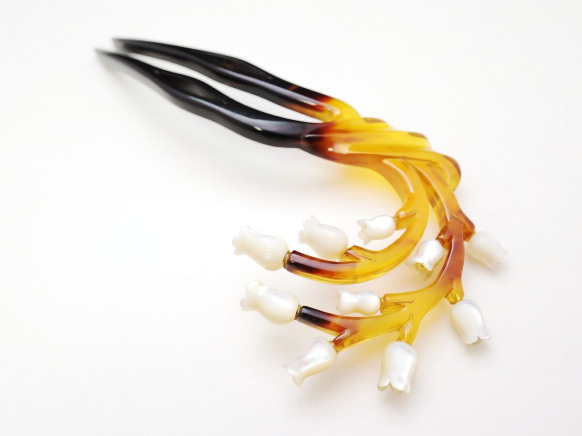 べっ甲鈴蘭（すずらん）かんざし2026｜可憐なマザーオブパール