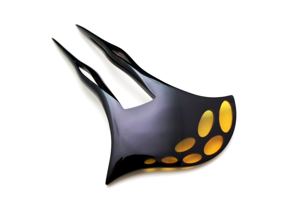 匠の技が光る、玄人好みのべっ甲芋接ぎかんざし2026・2種