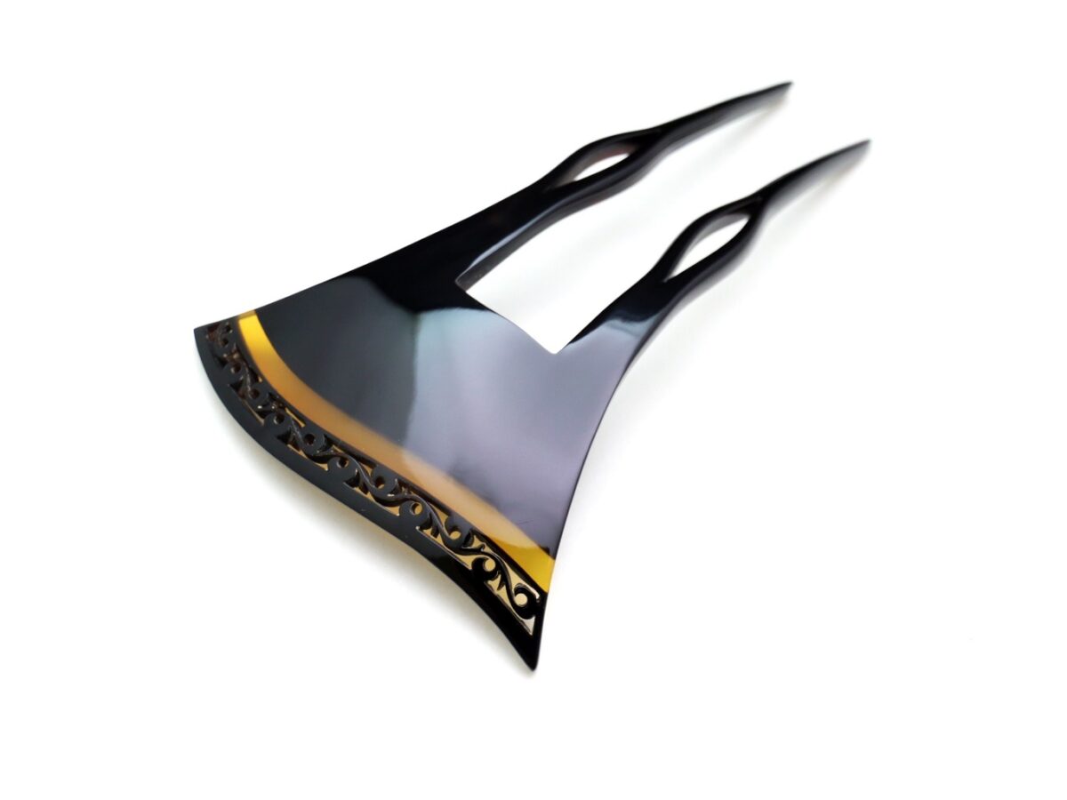 匠の技が光る、玄人好みのべっ甲芋接ぎかんざし2026・2種