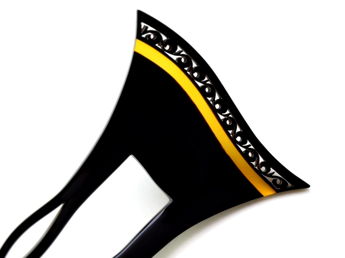 匠の技が光る、玄人好みのべっ甲芋接ぎかんざし2026・２種