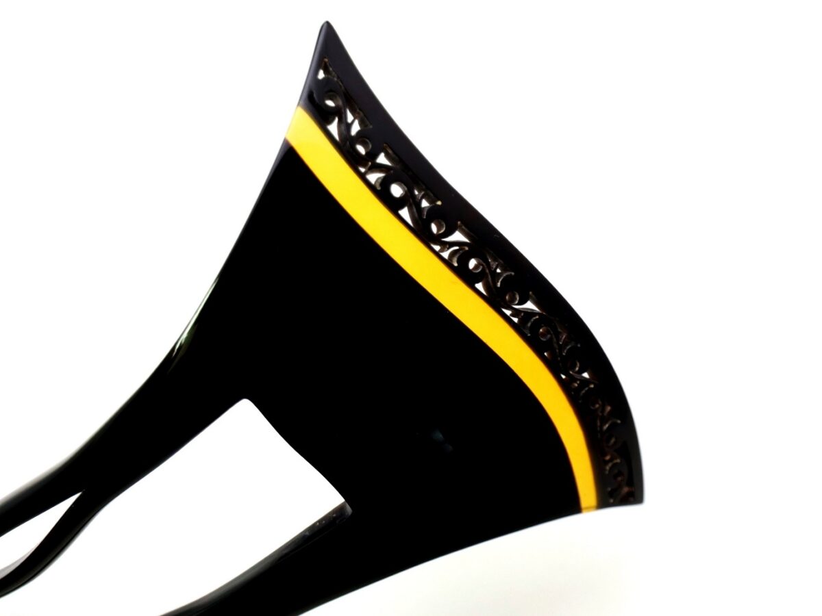 匠の技が光る、玄人好みのべっ甲芋接ぎかんざし2026・２種