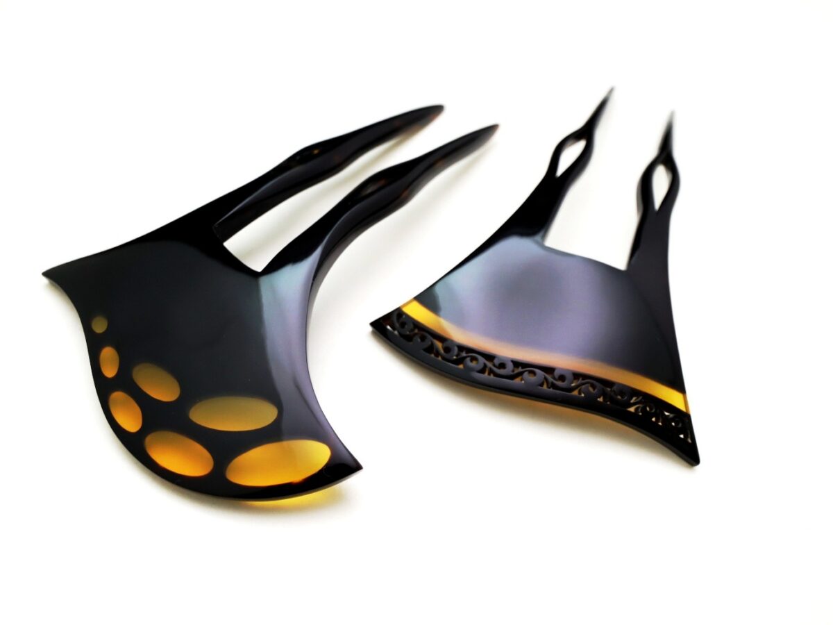 匠の技が光る、玄人好みのべっ甲芋接ぎかんざし2026・2種