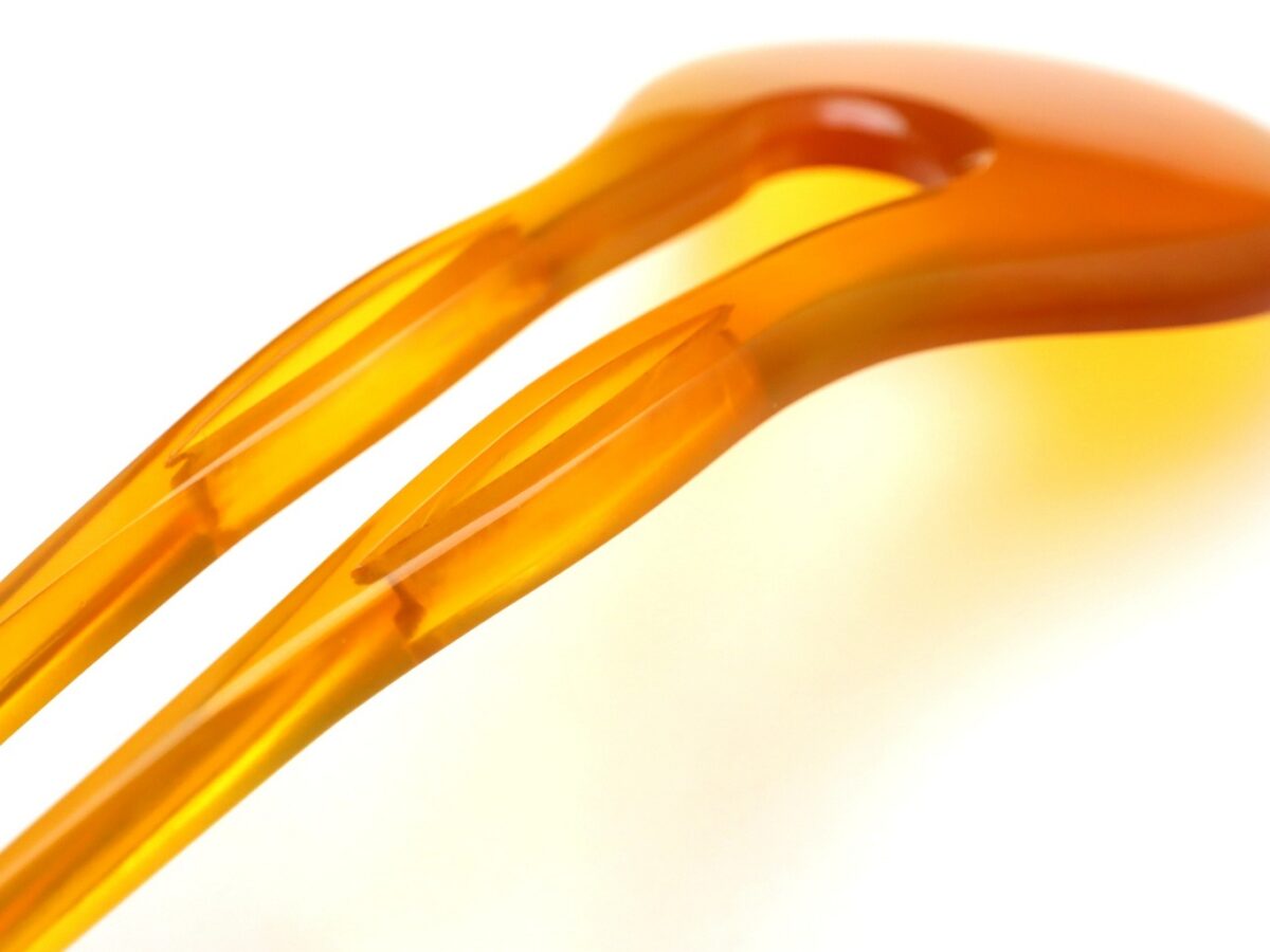 通好み、総白べっ甲かんざし|べっ甲特有の優しい温もり感じる逸品