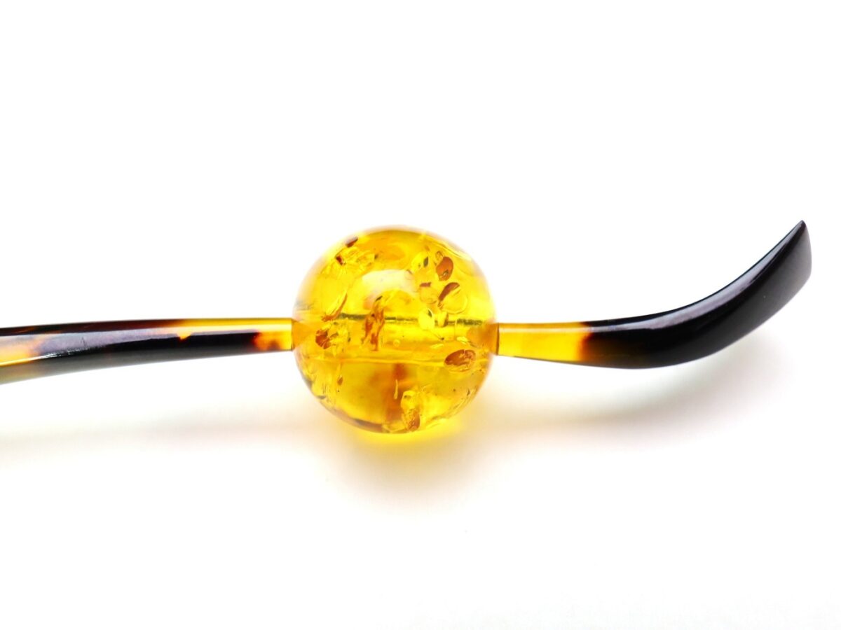 べっ甲カービング玉かんざし｜バルティックアンバー、アラゴライト