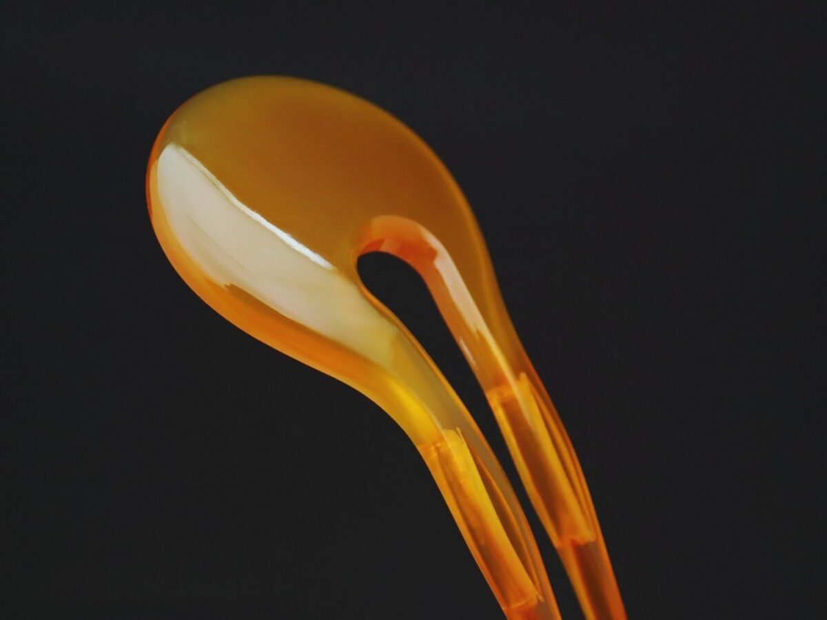 通好み、総白べっ甲かんざし｜べっ甲特有の優しい温もり感じる逸品