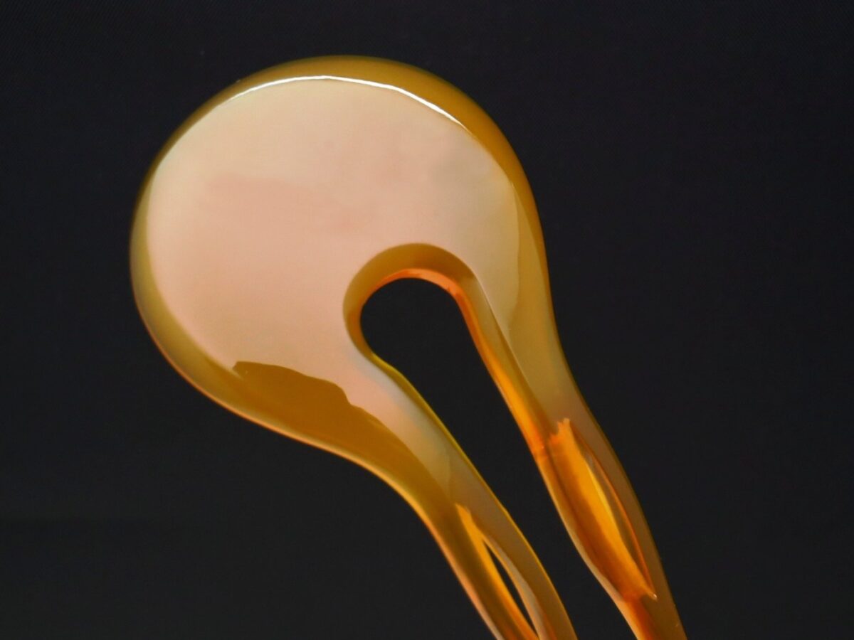 通好み、総白べっ甲かんざし｜べっ甲特有の優しい温もり感じる逸品