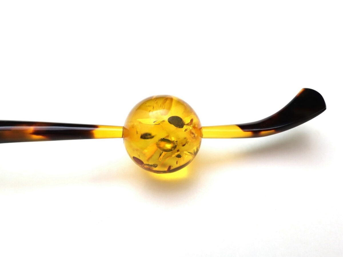 べっ甲カービング玉かんざし｜バルティックアンバー、アラゴライト
