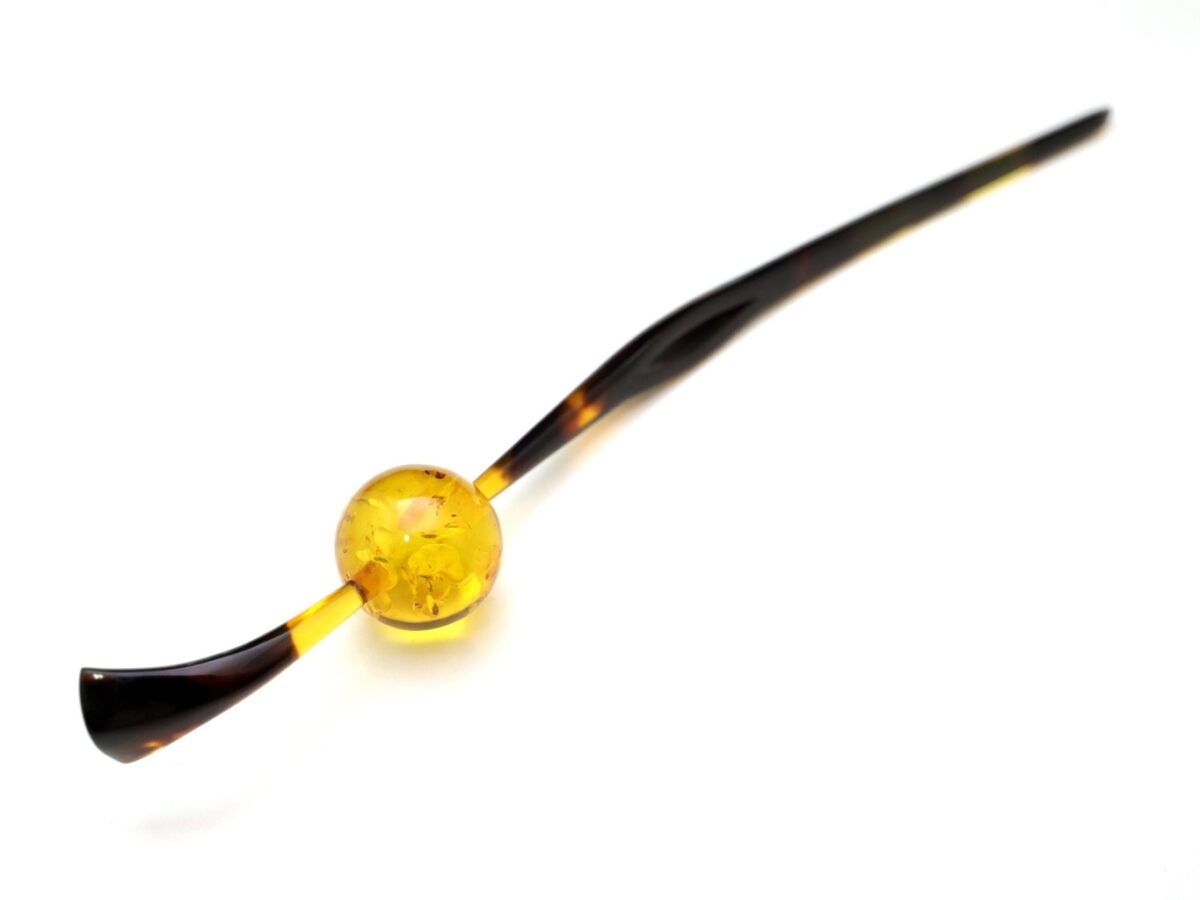 べっ甲カービング玉かんざし｜バルティックアンバー、アラゴライト