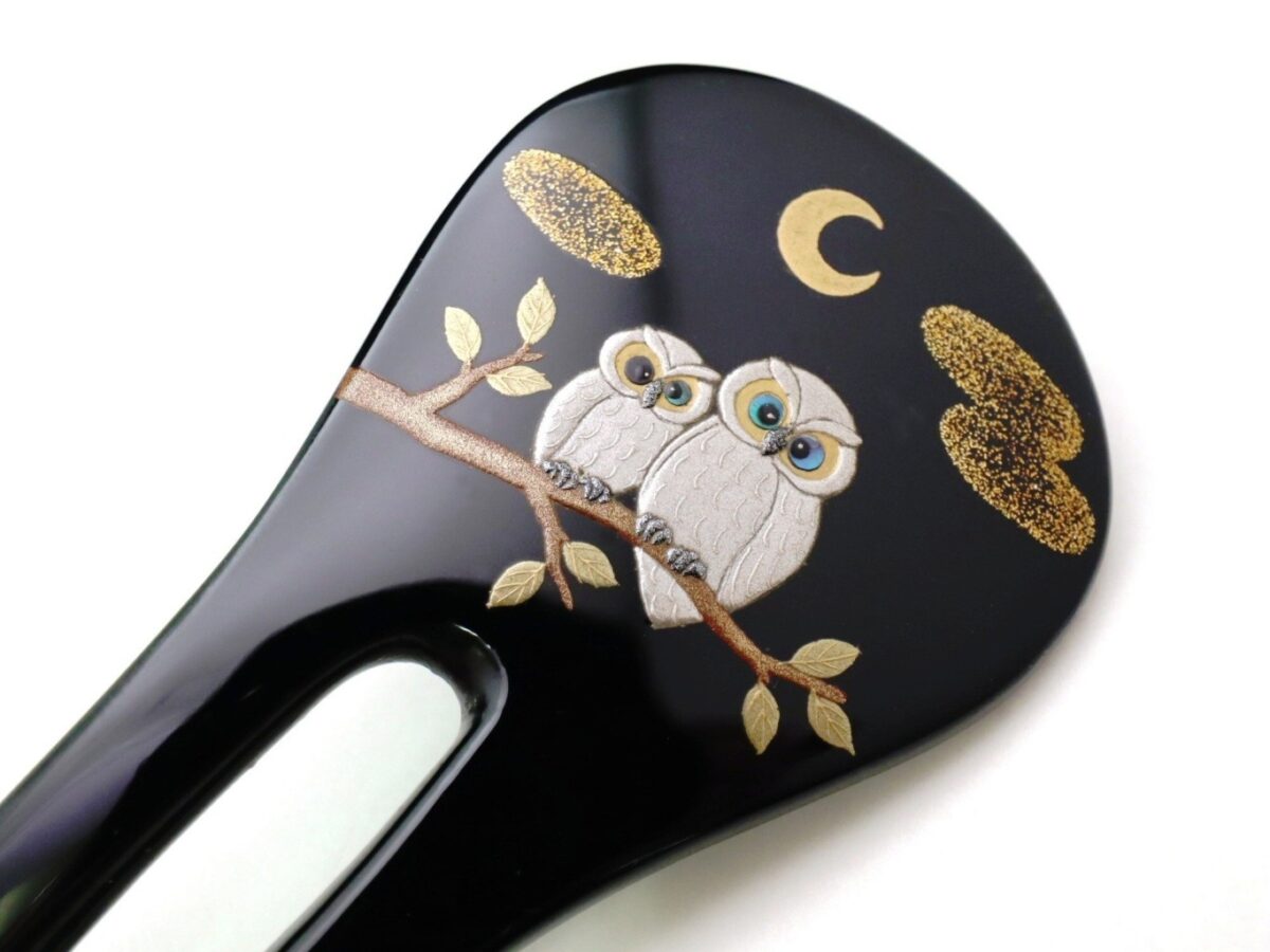 月夜に寄り添う夫婦ふくろう｜木製漆梟金蒔絵かんざし2026