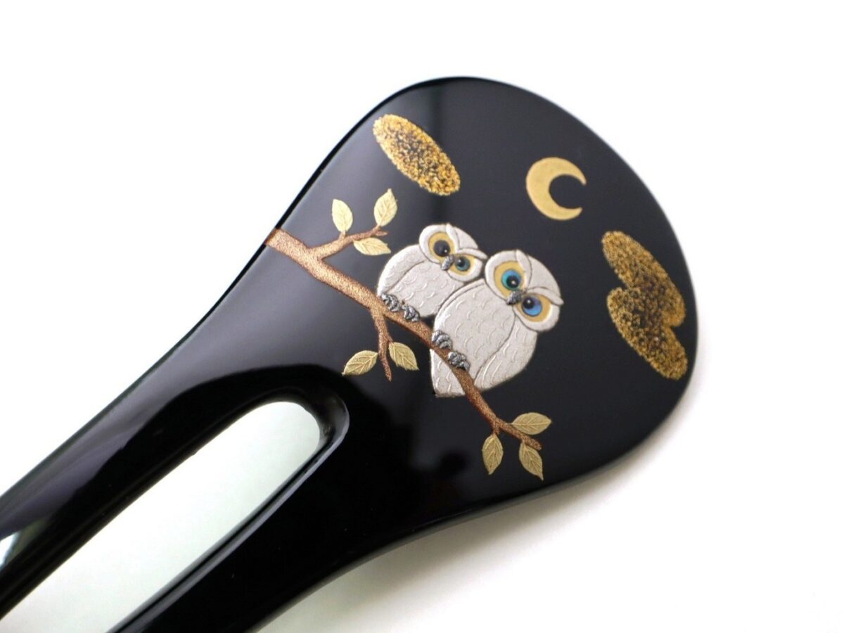 月夜に寄り添う夫婦ふくろう｜木製漆梟金蒔絵かんざし2026